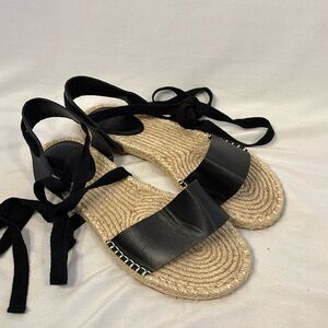 Abercrombie & Fitch Black Ankle Tie Flat Straw Sandals Size 7 8